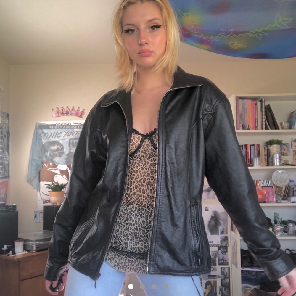 classic black leather jacket 🏁